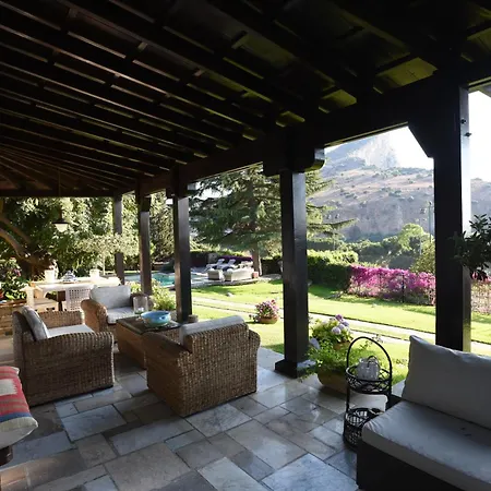 Villa Lolj